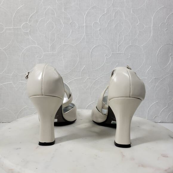 Apostrophe Cate Heels Womens 7.5 White Leather Square Toe Bridal‎ Wedding Party - Picture 7 of 16